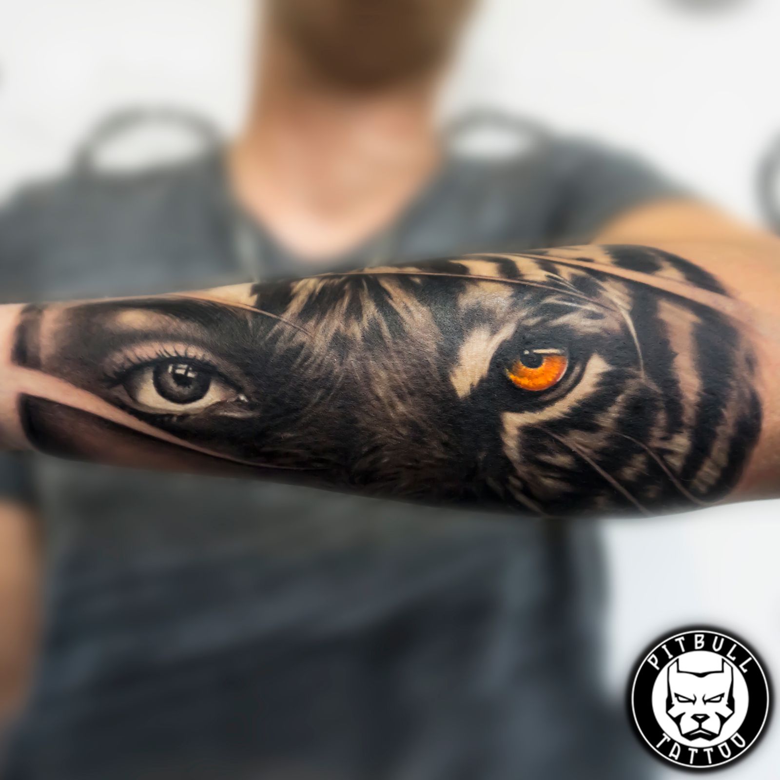 Tiger Eyes done by Gun03_ in Private Studio. Los Angeles CA : r/tattoo